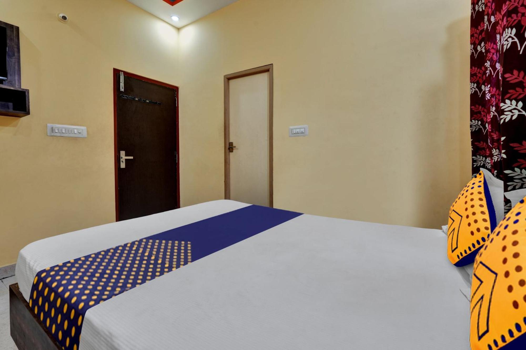 Hotel Spot On Anugraha Residency Kumbalgod Exteriér fotografie