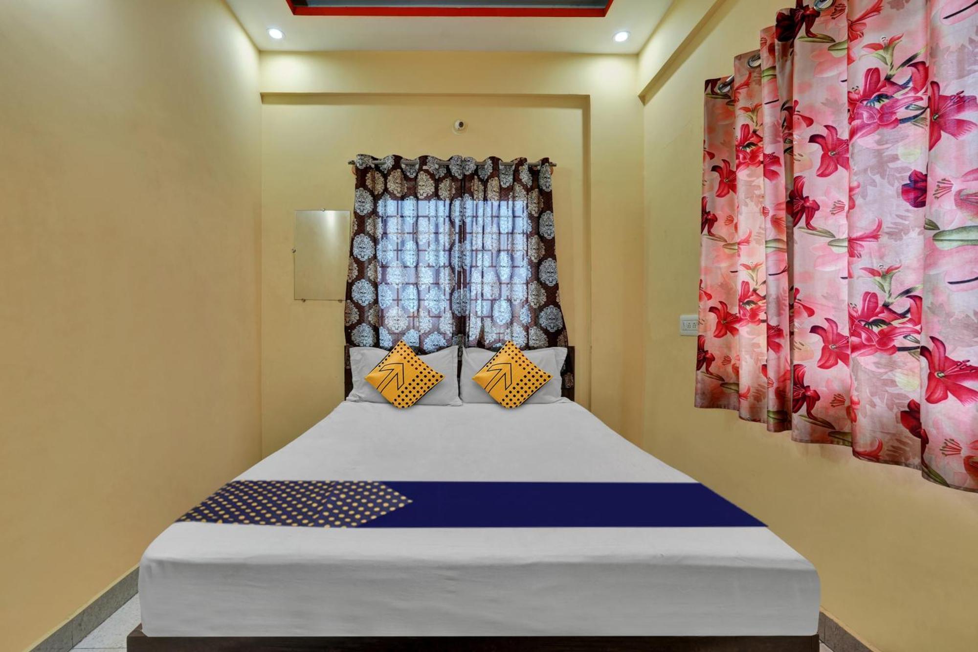 Hotel Spot On Anugraha Residency Kumbalgod Exteriér fotografie