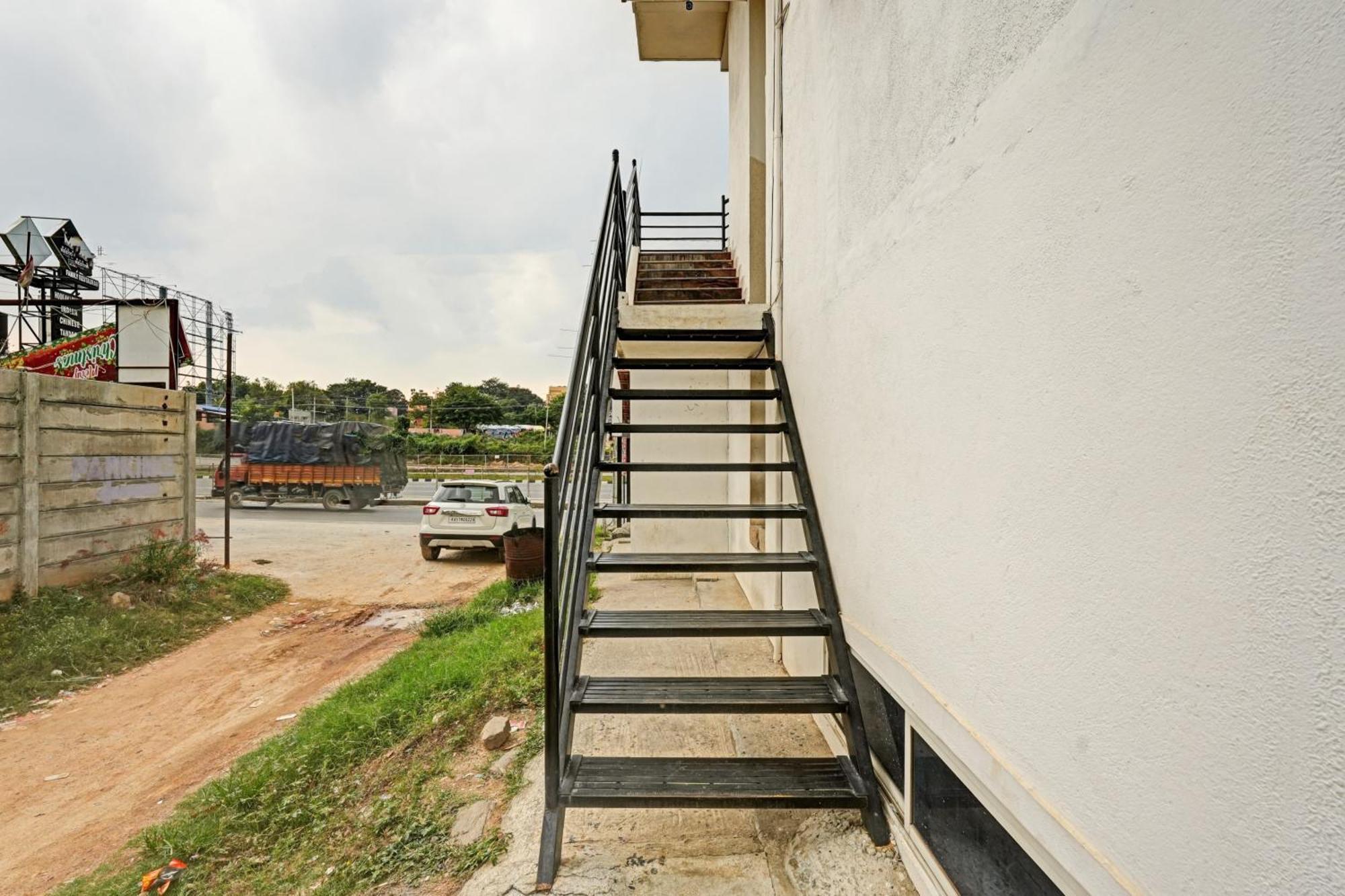 Hotel Spot On Anugraha Residency Kumbalgod Exteriér fotografie